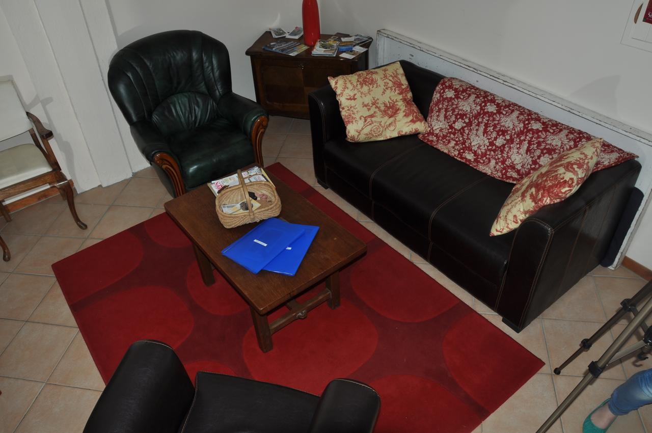 La Ferme De Montaigu Bed & Breakfast Екстериор снимка