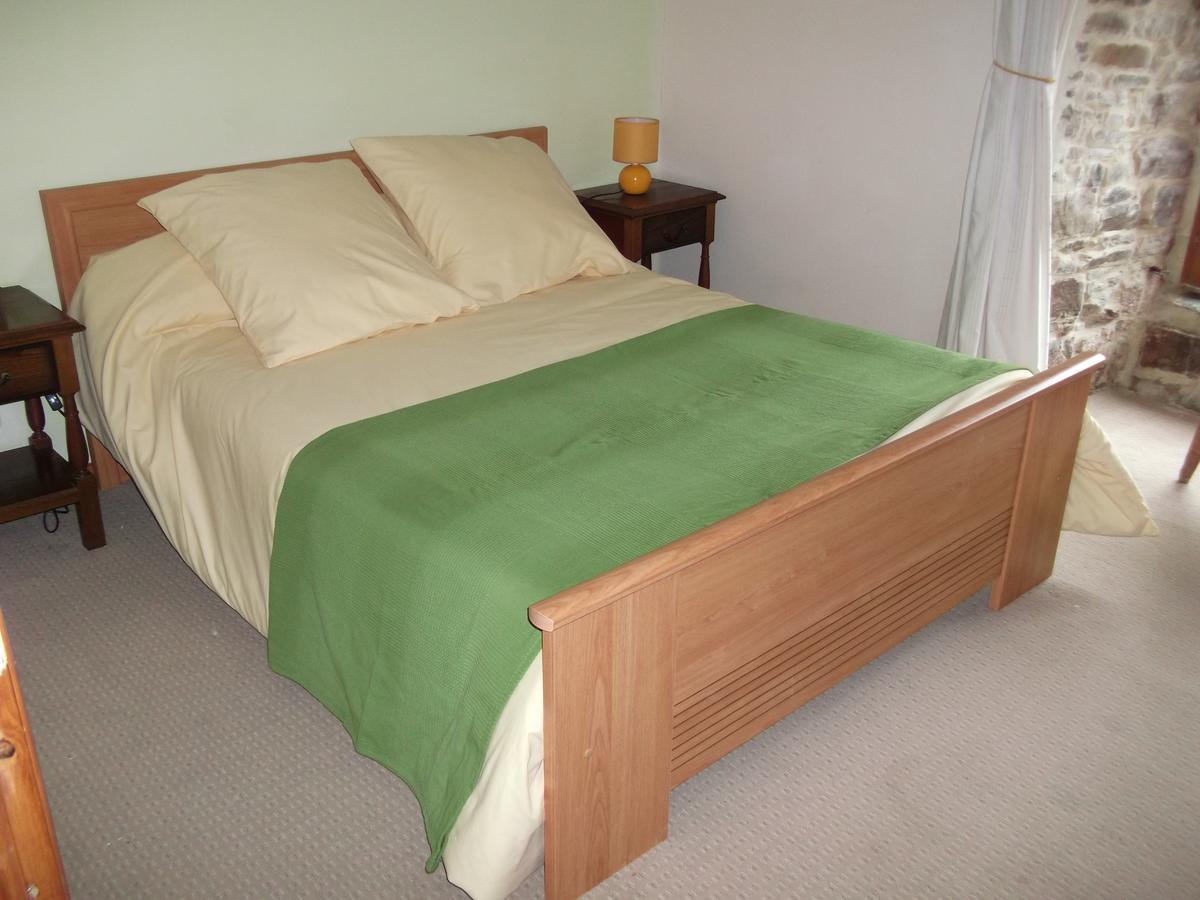 La Ferme De Montaigu Bed & Breakfast Стая снимка